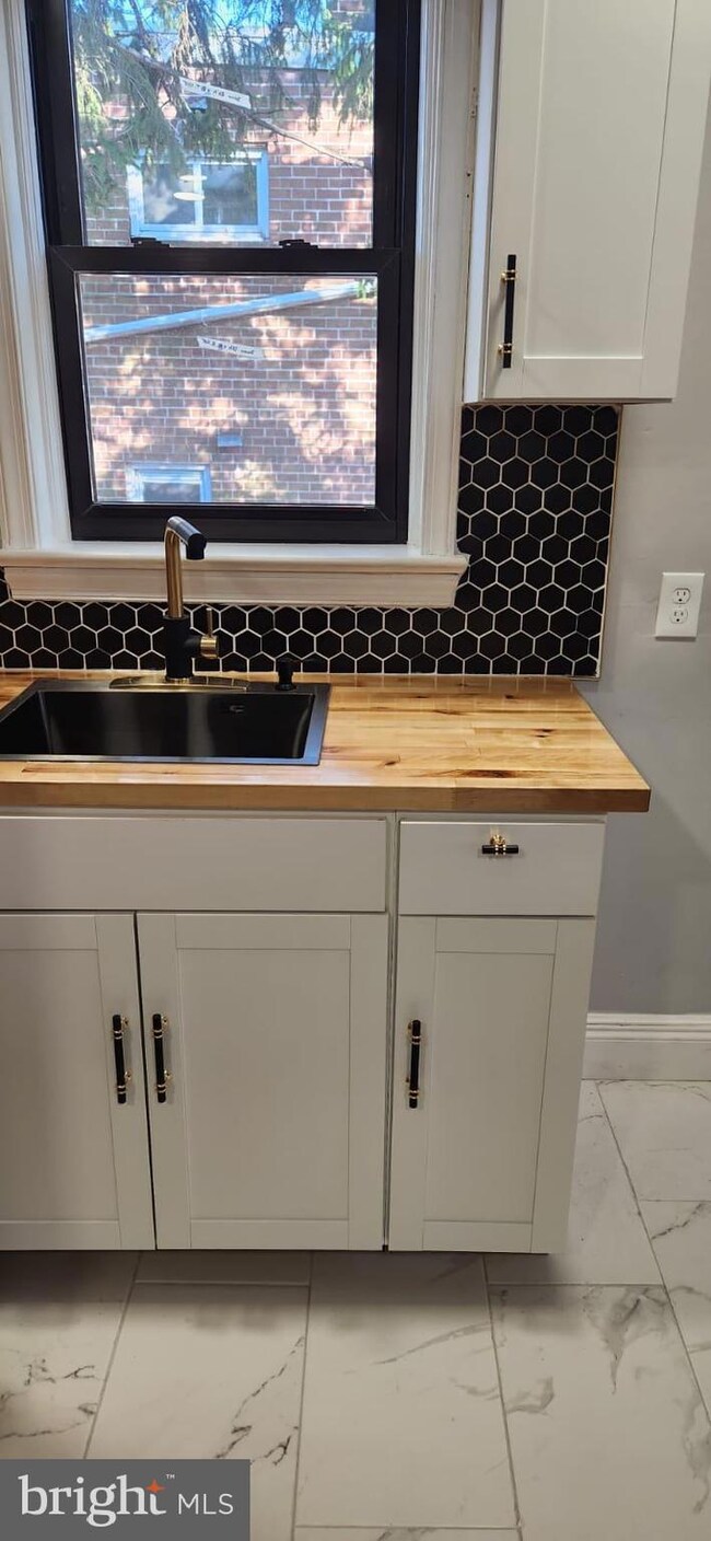 502 E 22nd St unit D, Chester, PA 19013 - photo 3