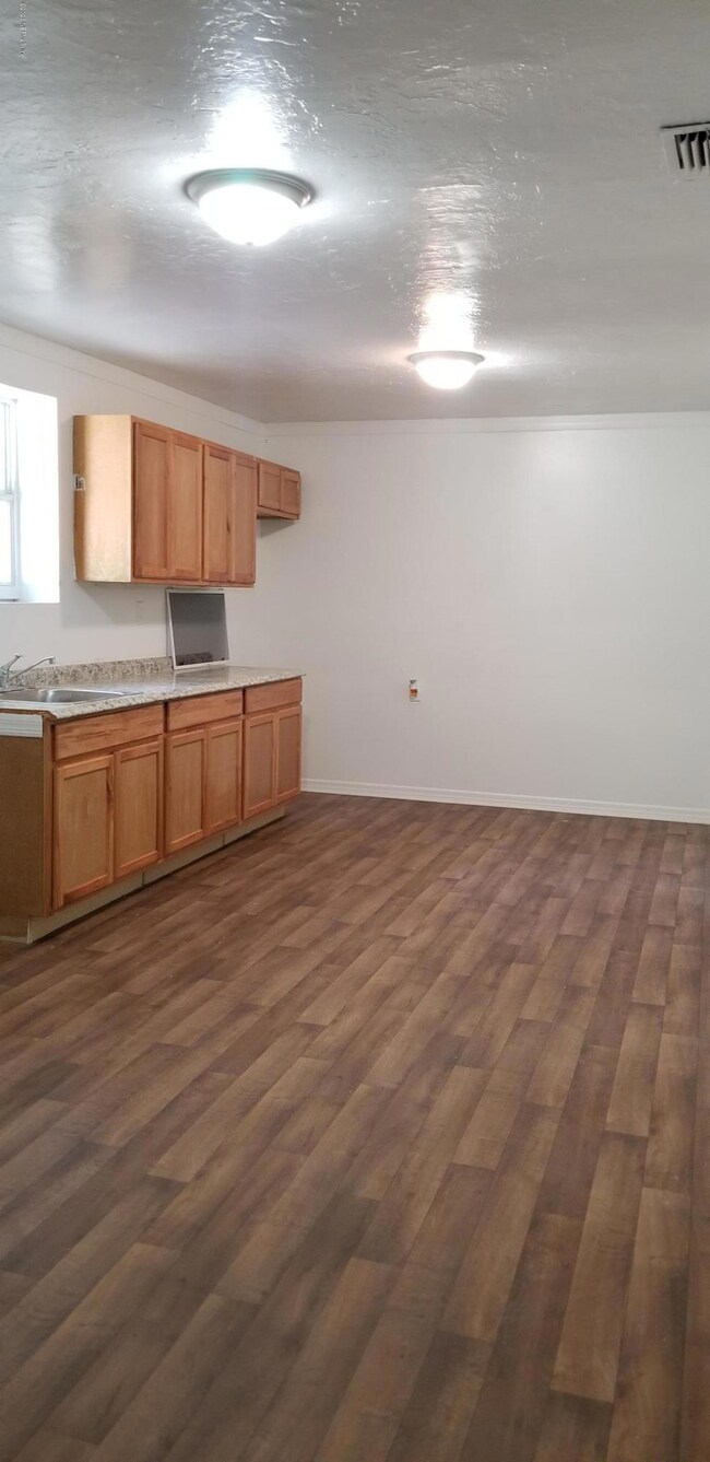 Spacious kitchen