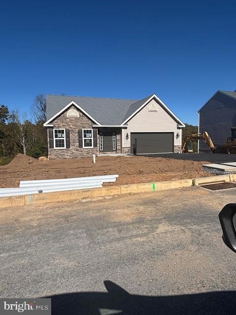 5207 Stoudts Ferry Bridge Rd, Reading, PA 19605 - photo 2