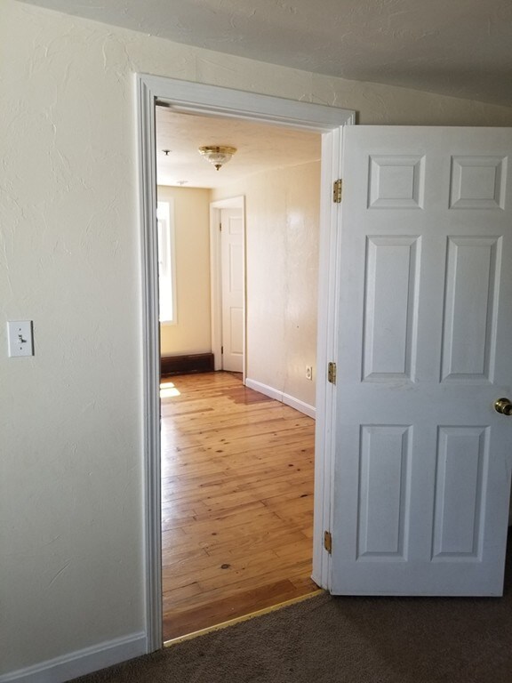 547 Bay St unit 3, Taunton, MA 02780 - photo 6