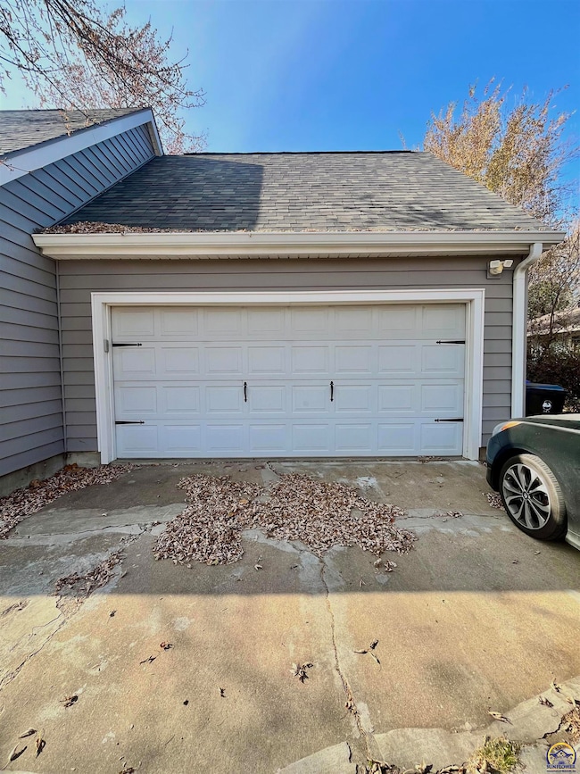 3337 SW Arrowhead Rd, Topeka, KS 66614 - photo 3