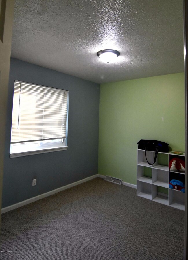 Bed 1 b