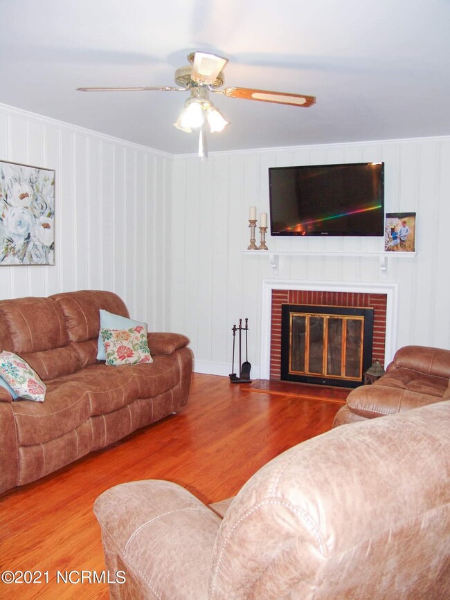 A980DCF1-C4C7-4DF2-8878-4D28E13B8560