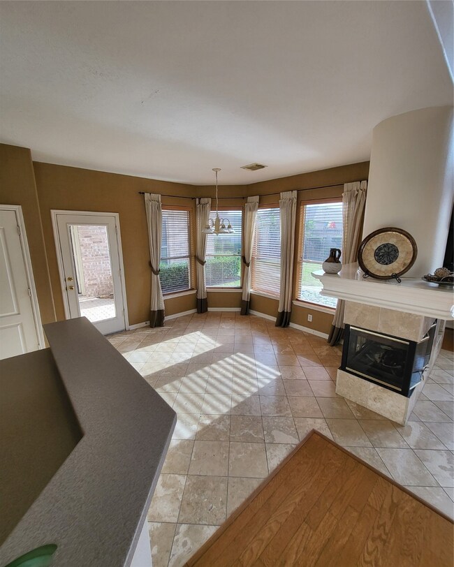 1704 Waterfall Dr, Friendswood, TX 77546 - photo 6