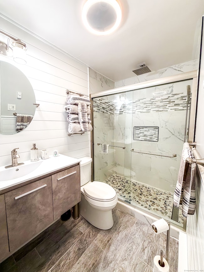 113 Horse Pond Rd unit B, Salem, CT 06420 - photo 6