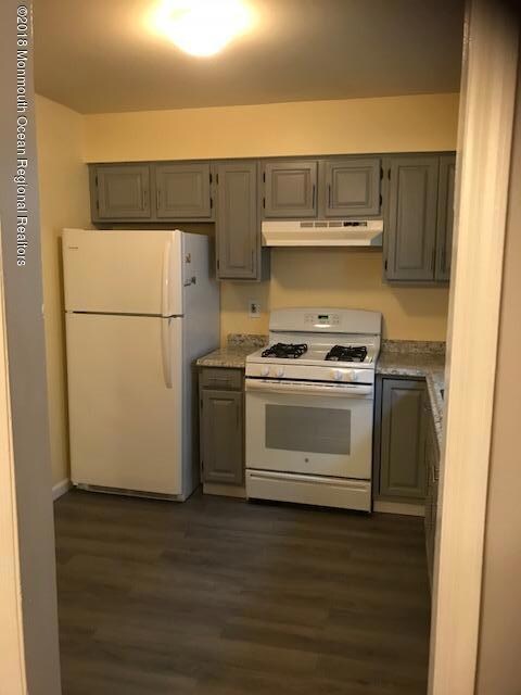 25 Center St, Matawan, NJ 07747 - photo 7