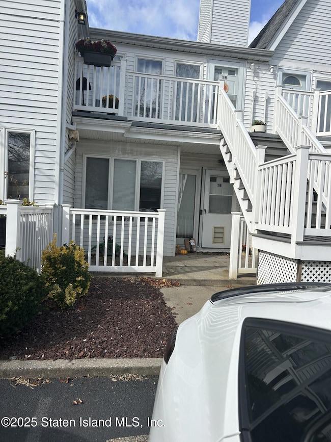 449 Medina St unit 1B, Staten Island, NY 10306 - photo 2