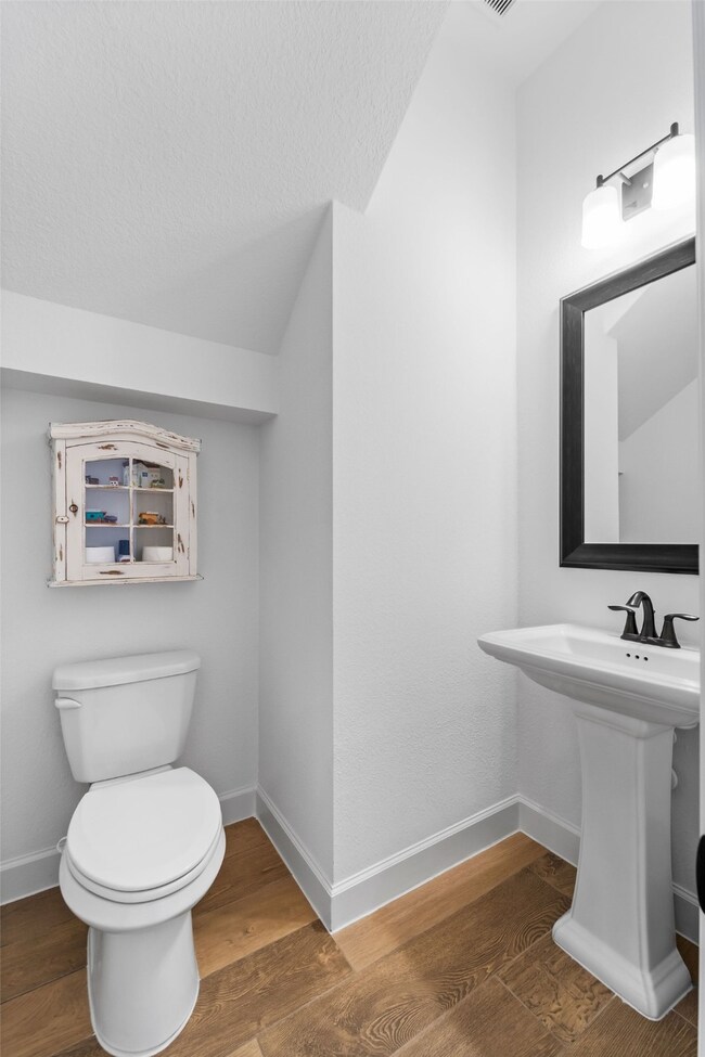 24411 Cedar Thicket Cir, Tomball, TX 77375 - photo 5