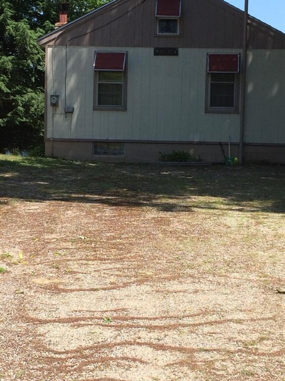 Driveway on the roadside of cottage