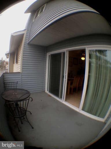 8678 Village Square Dr unit 14/867, Alexandria, VA 22309 - photo 4