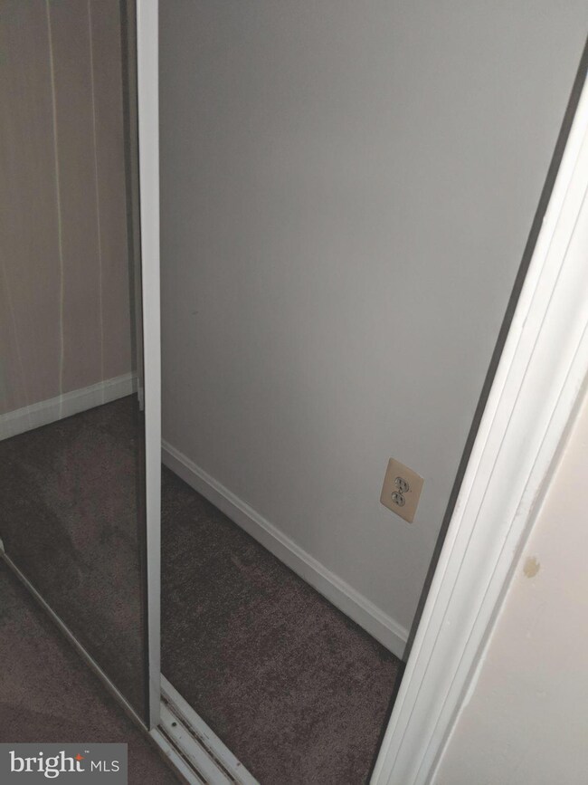 2061 Alice Ave unit 104, Oxon Hill, MD 20745 - photo 6