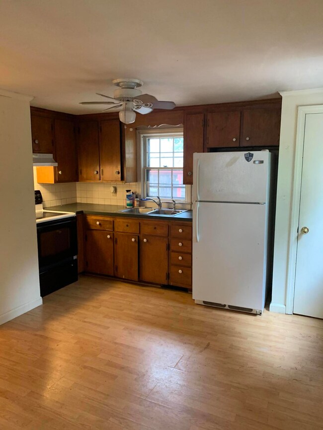 76 White Rock Rd, Yarmouth Port, MA 02675 - photo 4