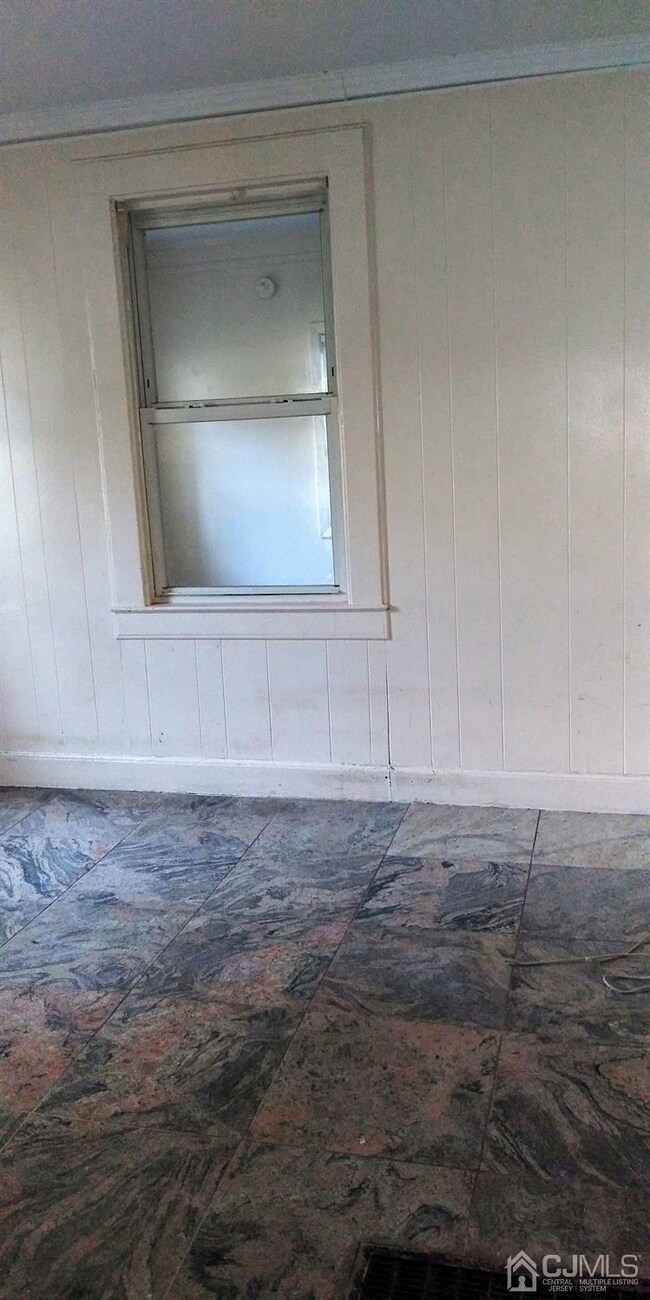 28 Mitchell Ave, New Brunswick, NJ 08901 - photo 5