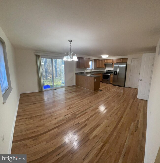 14420 Pebble Hill Ln, North Potomac, MD 20878 - photo 3