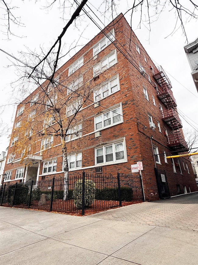 154 Bowers St unit 204, Jersey City, NJ 07307 - photo 3