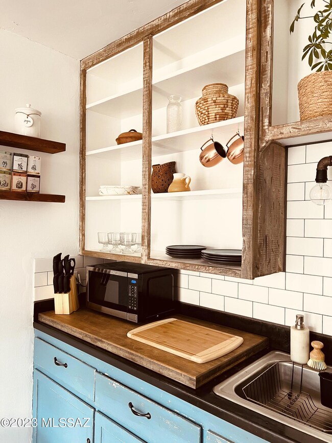 3408 Kitchen 2