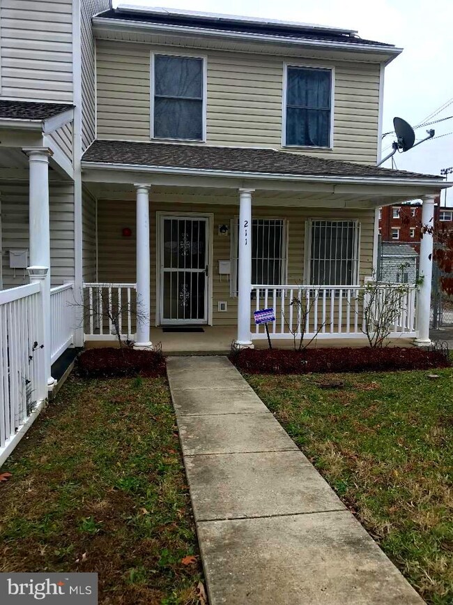 211 54th St NE, Washington, DC 20019 - photo 5