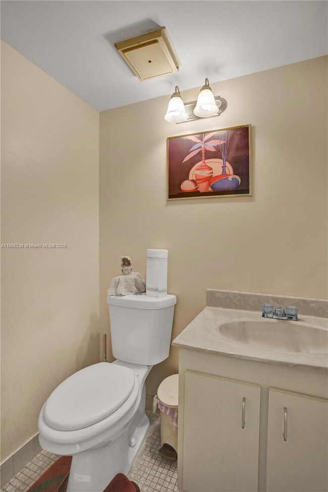 1/2 bathroom