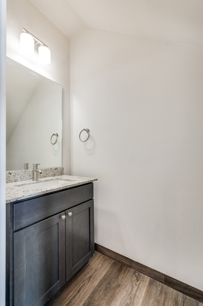 710 Benge Dr unit E, Arlington, TX 76013 - photo 6