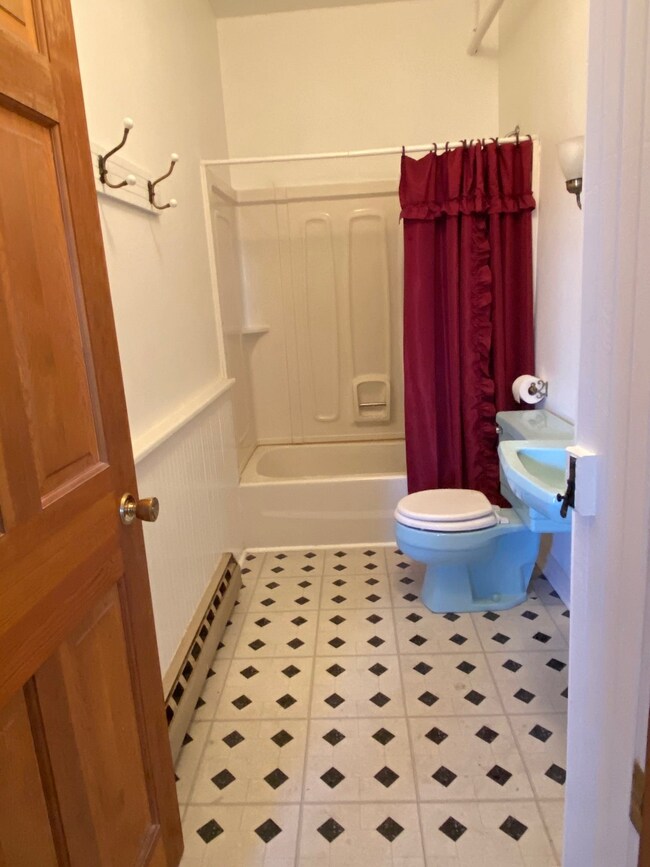 79 Pine St unit K-5, Rutland, VT 05701 - photo 5