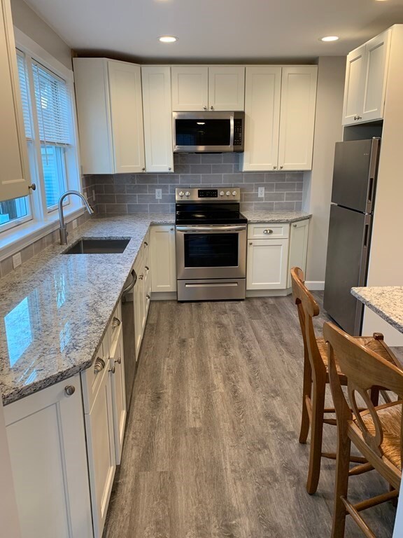 15 Hunt St unit 1, Danvers, MA 01923 - photo 2