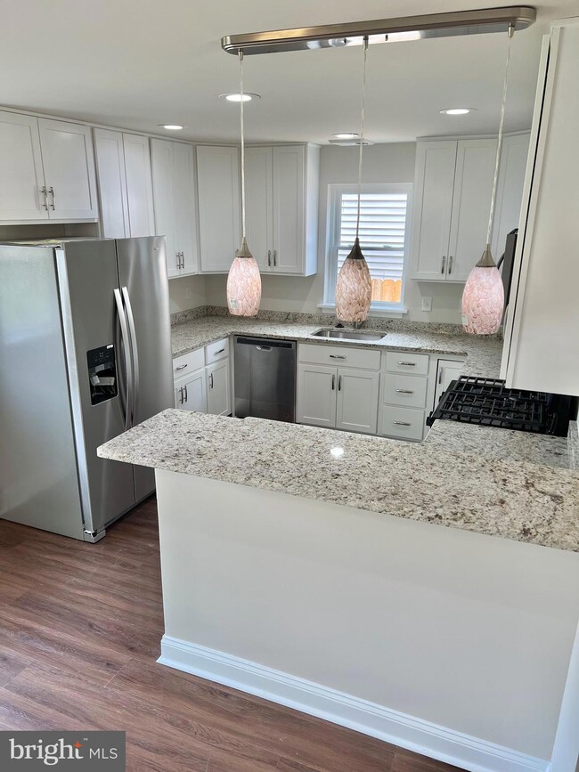 416 Bethune Dr, Wilmington, DE 19801 - photo 2