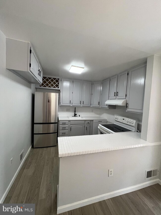 27 Dorchester Ct, Annapolis, MD 21403 - photo 7