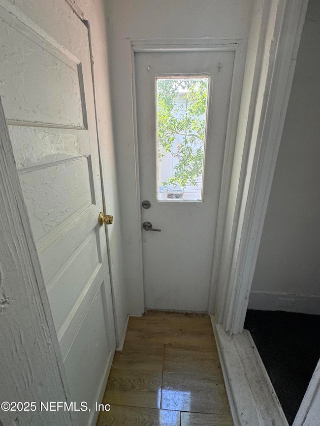 946 Spearing St, Jacksonville, FL 32206 - photo 3