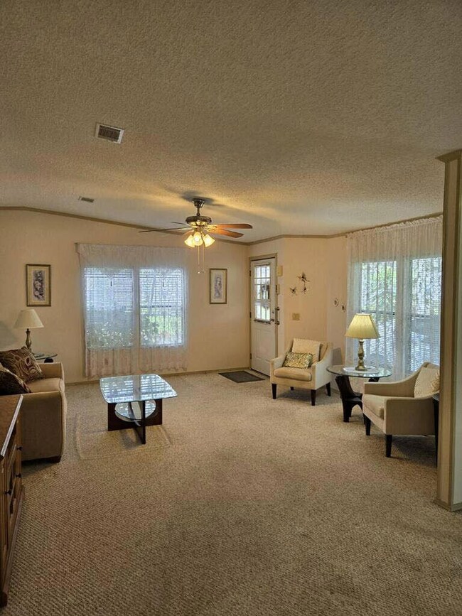 Living room 2