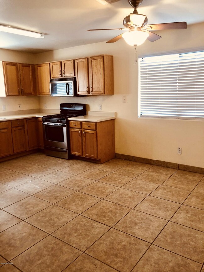 Kitchen 2