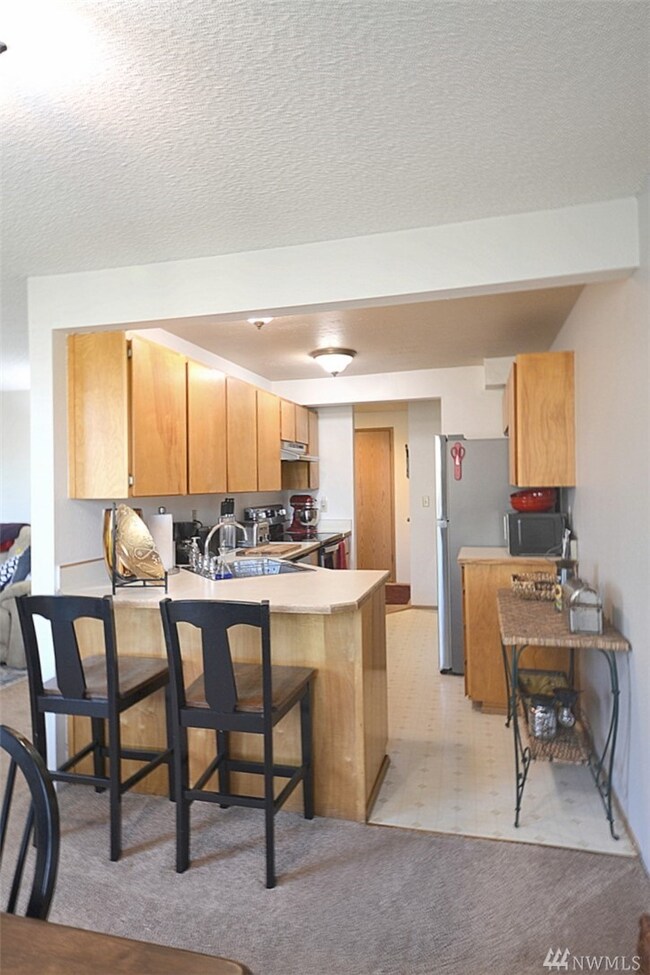 20156 Vikings Crest Loop NE unit 7-202, Poulsbo, WA 98370 - photo 6