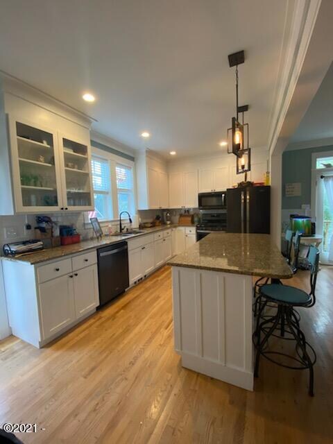 691 SW 26th Ln, Lincoln City, OR 97367 - photo 5