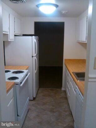 1832 Blue Jay Ct unit 6, Severn, MD 21144 - photo 7