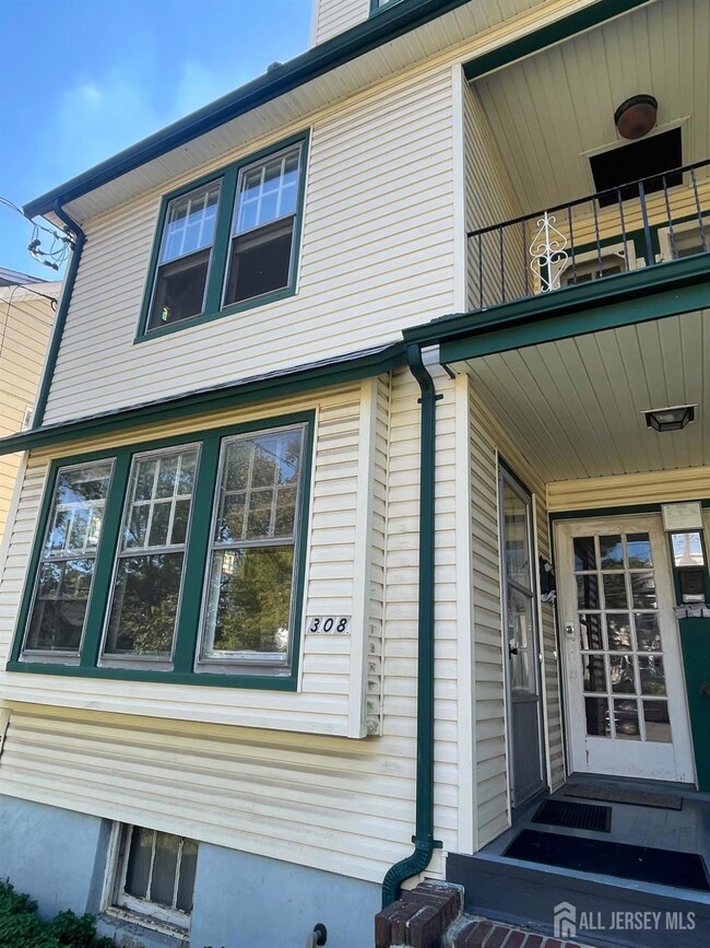 308 S 3rd Ave unit 308, Highland Park, NJ 08904 - photo 3