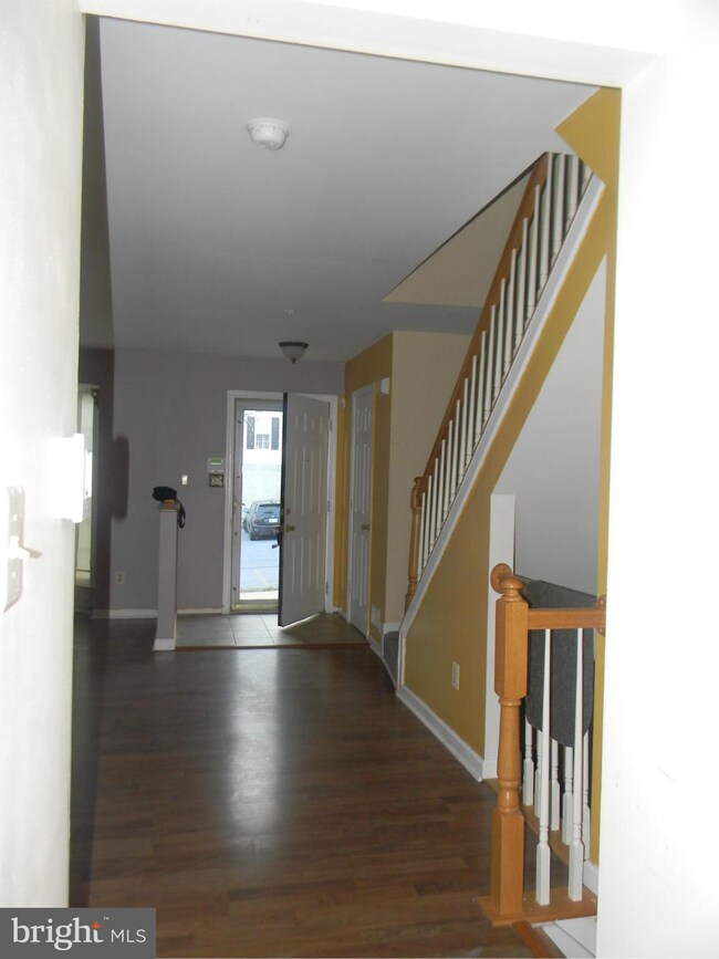 106 Royalty Cir, Owings Mills, MD 21117 - photo 4