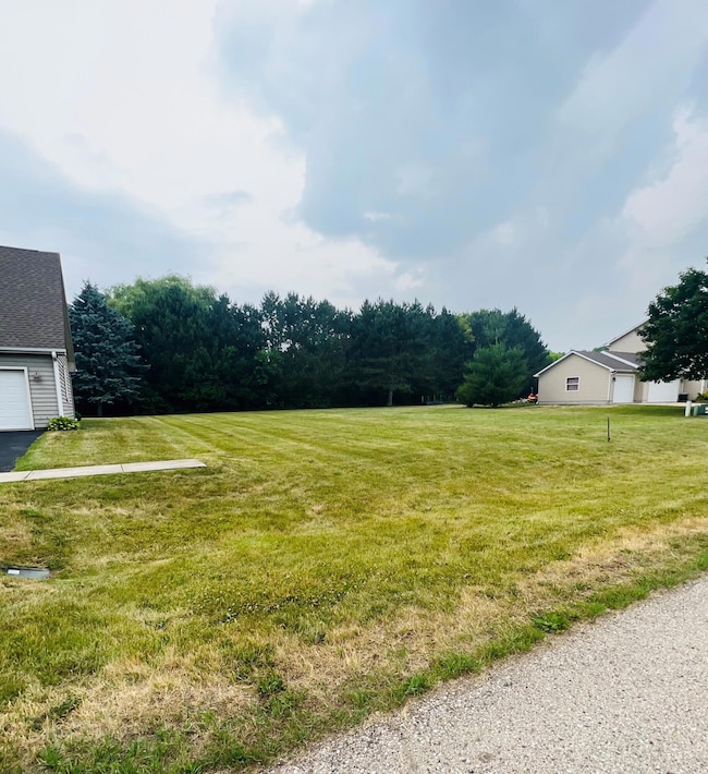 217 Prairie Pedal Ln, Sharon, WI 53585 - photo 4