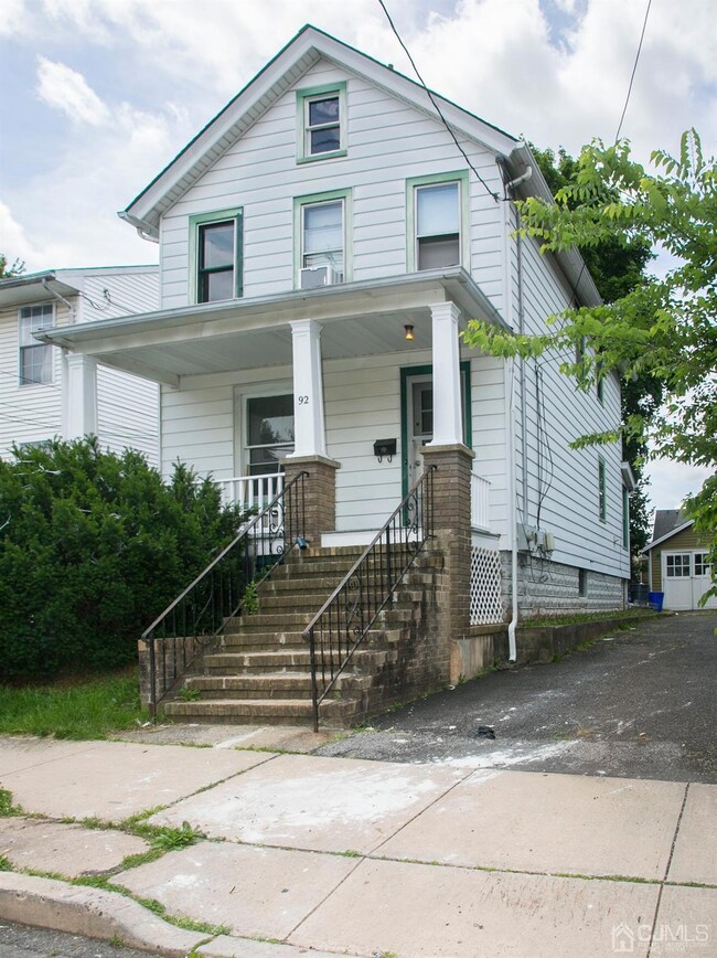 4. Front & Driveway
