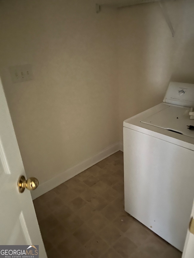 8857 Woodridge Ct, Jonesboro, GA 30238 - photo 6