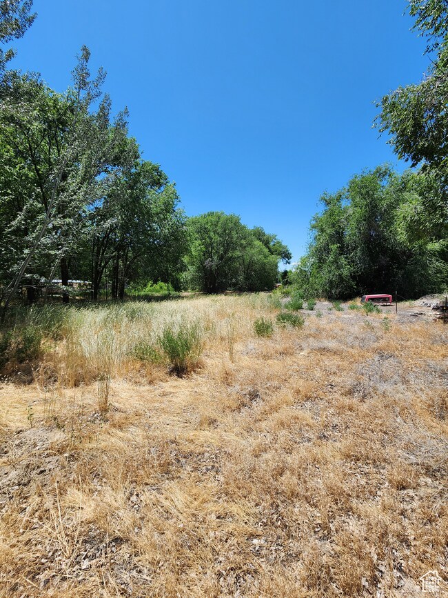 168 N 100 Rd W, Hinckley, UT 84635 - photo 6