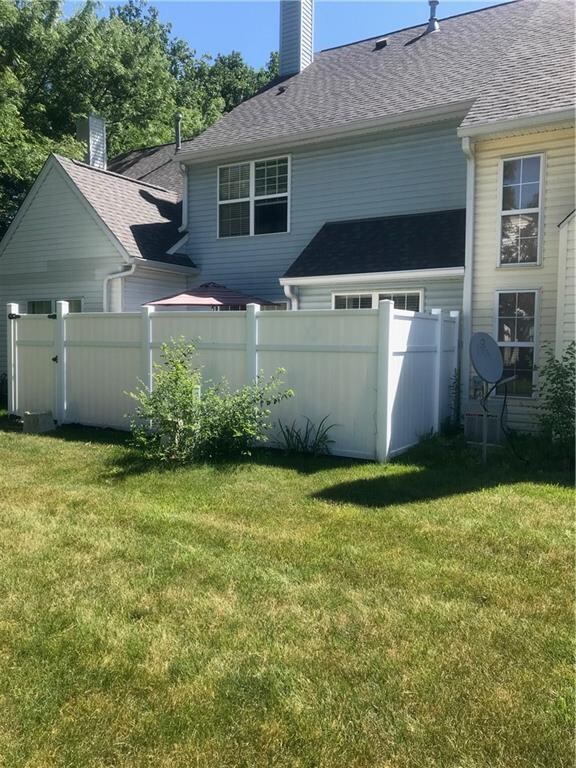 12814 Lamboll St, Fishers, IN 46038 - photo 2