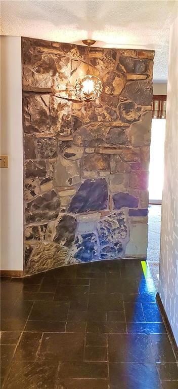 4817 Eastman Dr, Oklahoma City, OK 73122 - photo 4