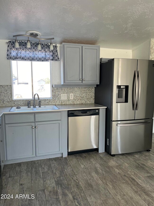 Kitchen 2