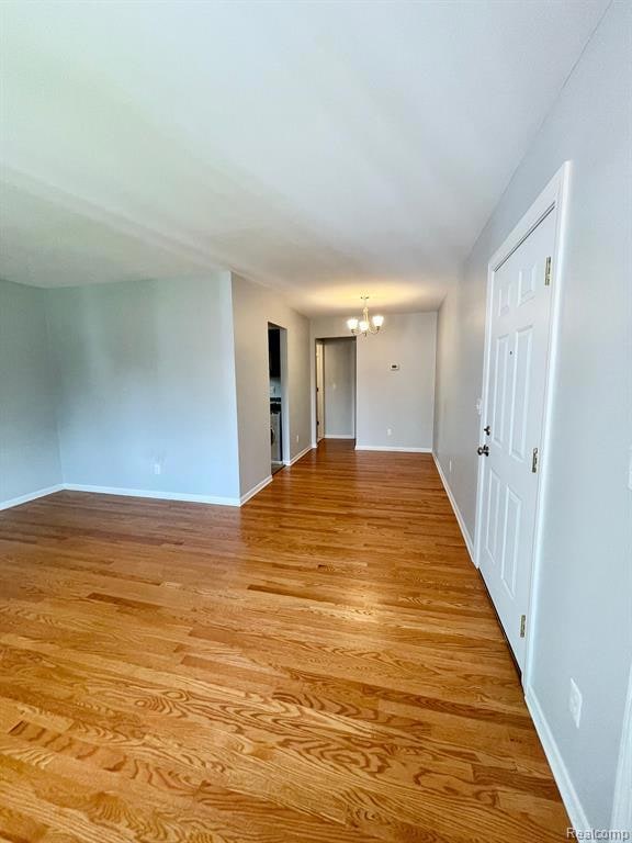 525 Fairbrook St unit 213, Northville, MI 48167 - photo 5