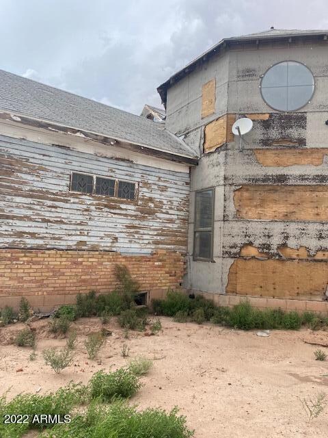 828 W McHood Rd, Winslow, AZ 86047 - photo 6