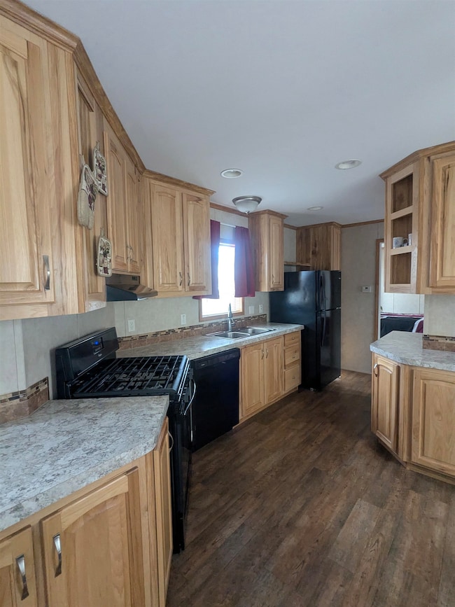 27 Lunar Dr, Canaan, NH 03741 - photo 4