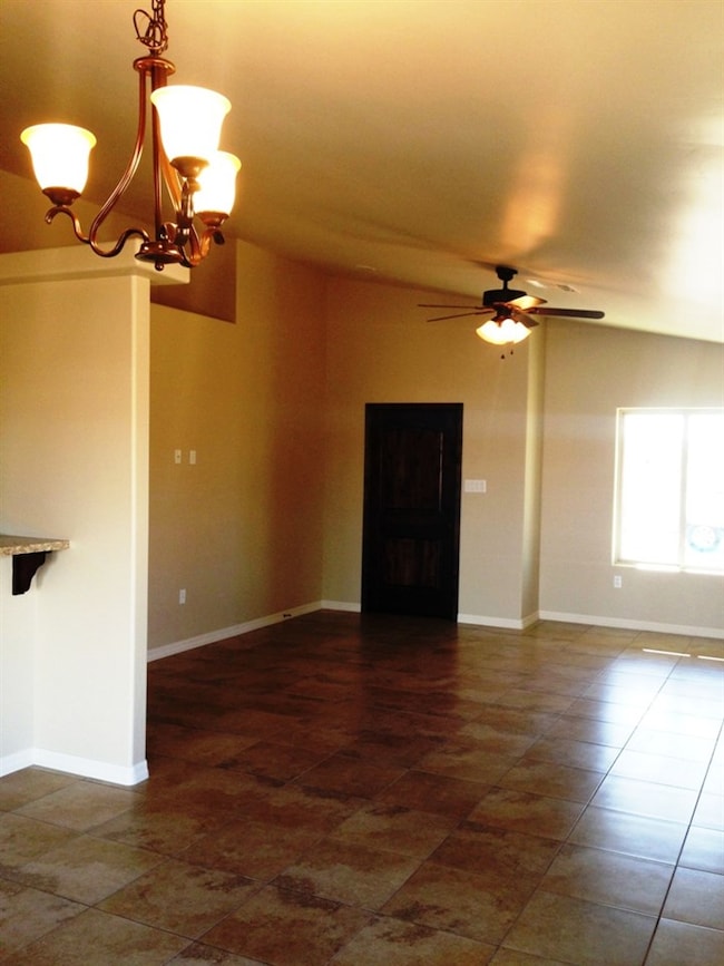 2843 W 3rd St, Yuma, AZ 85364 - photo 6