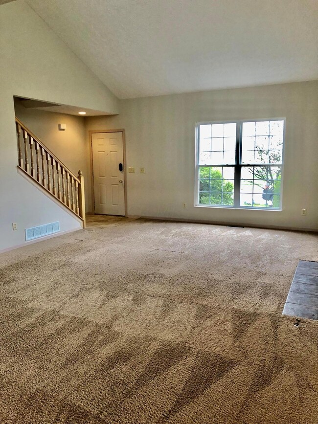 Great Room-Entry