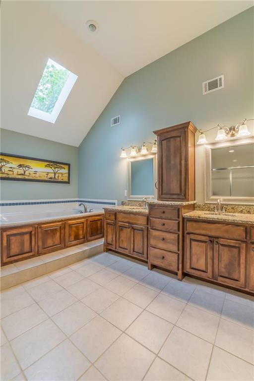 15909 W 75th Terrace, Shawnee, KS 66217 - photo 2