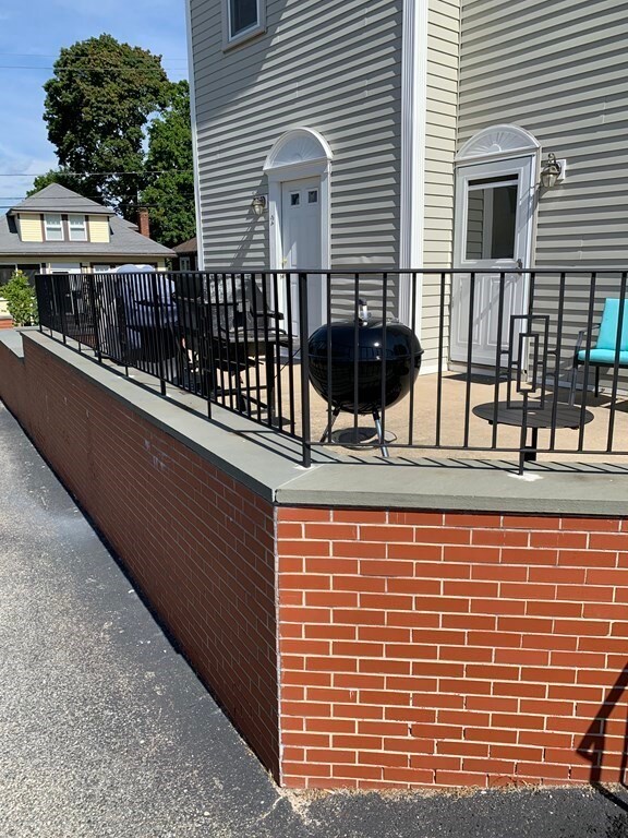 10 Cliff St unit 4, Quincy, MA 02169 - photo 3