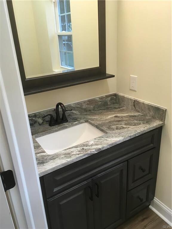 4301 Spruce St, Whitehall, PA 18052 - photo 7